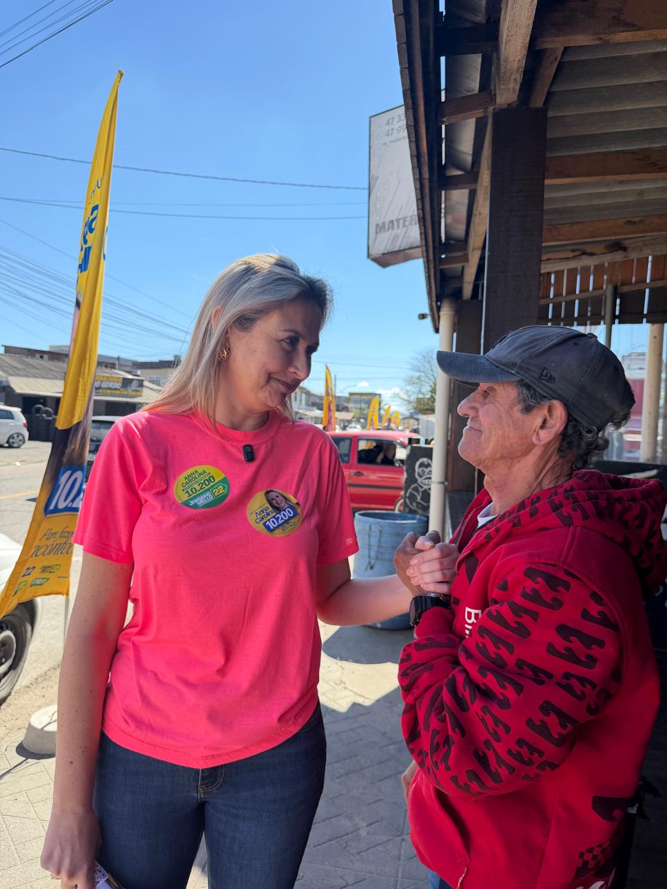 Anna Carolina participa de mobilização com Jorginho Mello na Beira-Rio e percorre o Cidade Nova — foto 10