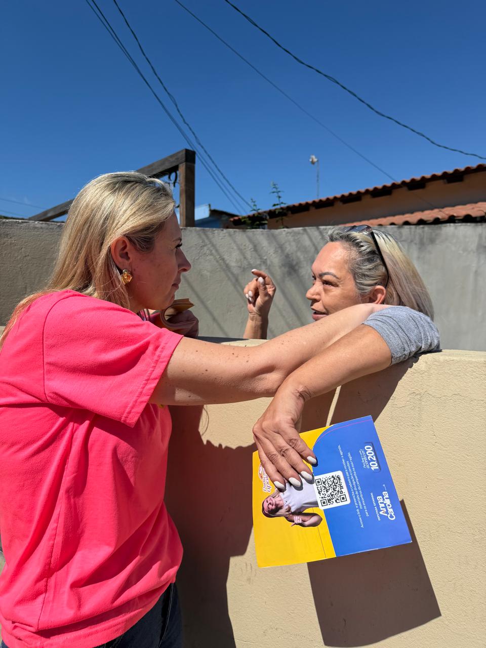 Anna Carolina participa de mobilização com Jorginho Mello na Beira-Rio e percorre o Cidade Nova — foto 9